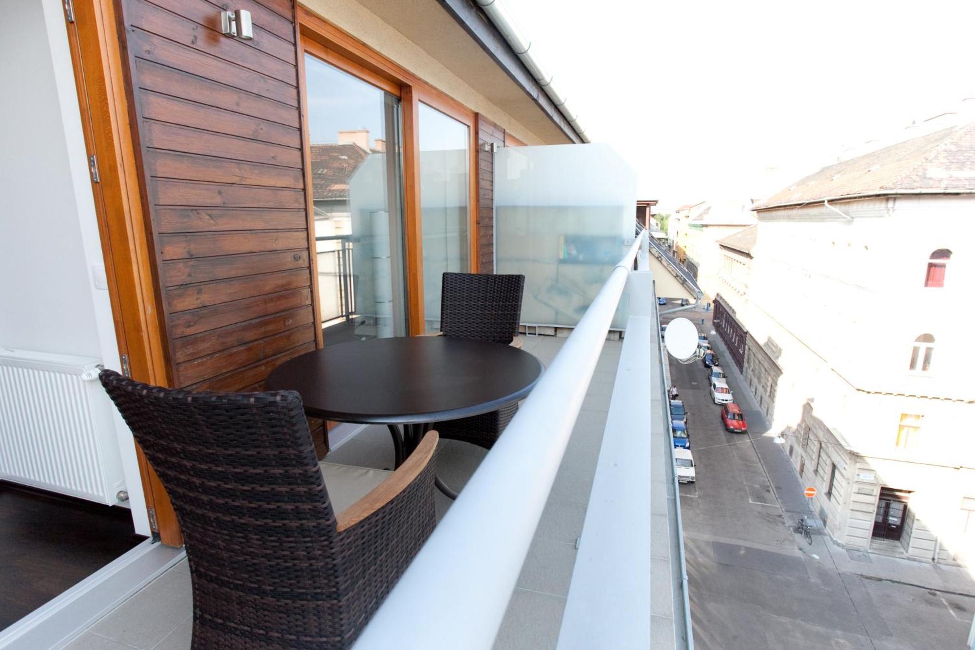 Budapest Terrace Apartment מראה חיצוני תמונה